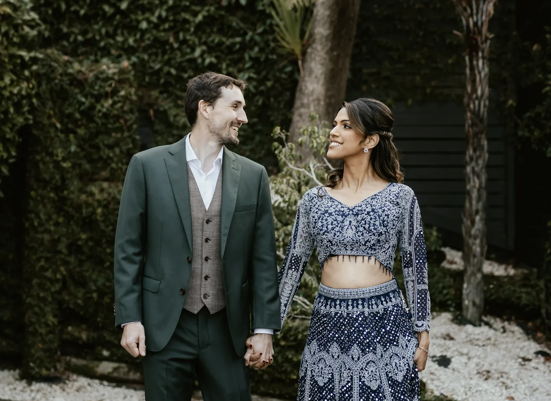 7 Questions for Wedding Photographers Couples Should Ask Before Booking