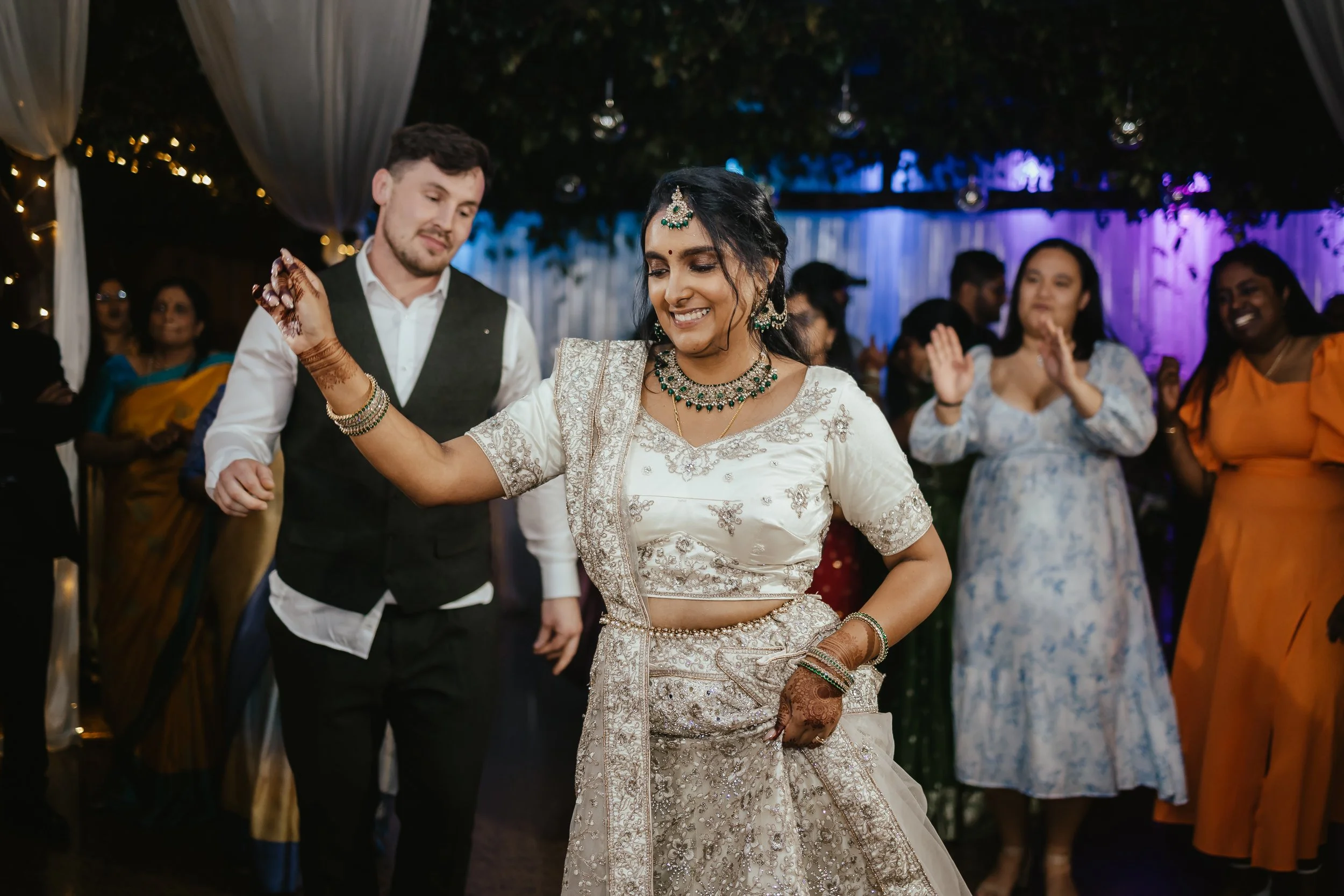 Wedding Portraits That Feel Natural, Romantic, and Timeless